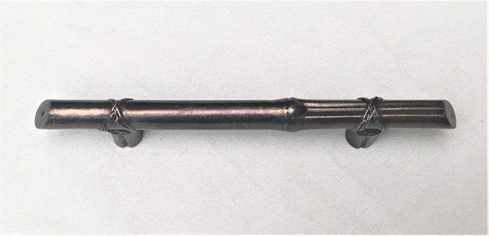 DHP108 Bamboo With Angled Ends Pull, Bronze