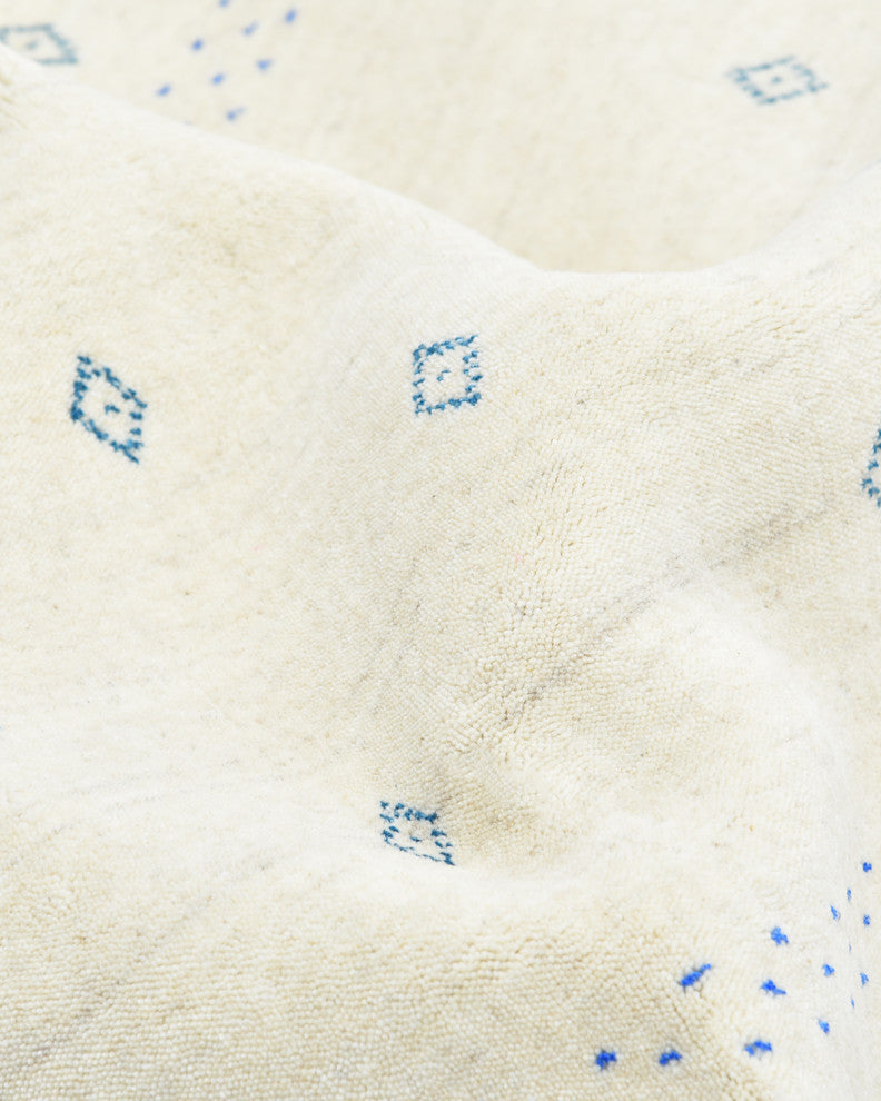 Simi, Handmade Area Rug 6' 0" x 9' 0", 5 X 8