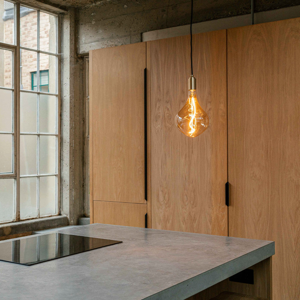 Voronoi II with Brass Pendant Set US