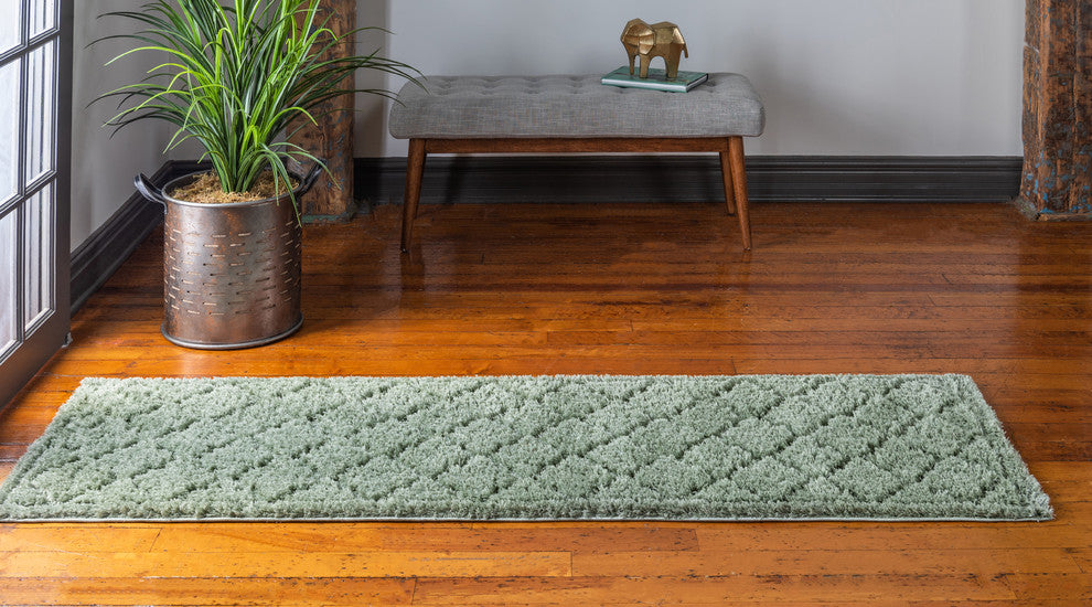 Unique Loom Green Traditional Trellis Shag 2' 0 x 6' 7 Runner Rug