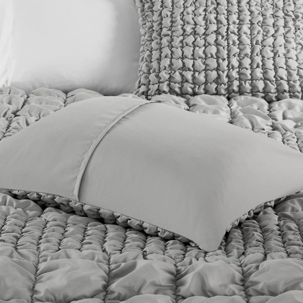 Madison Park Evelyn 3 Piece Stripe Ruched Comforter Set