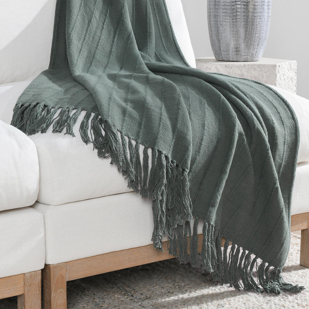 Hendri 50"x 70" Throw Blanket, Green