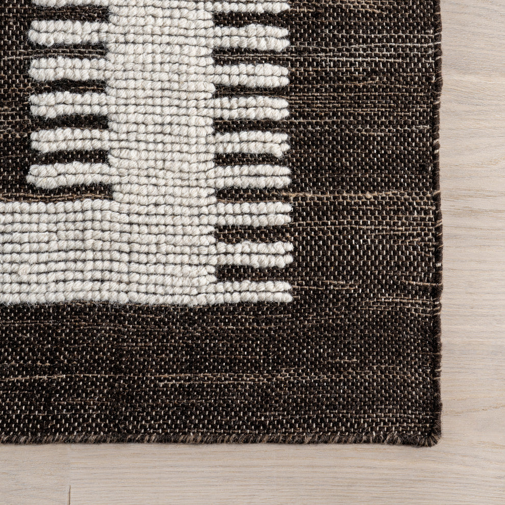 Sante Fe Southwestern Wool Blend Area Rug, Black 2' 6" x 8'