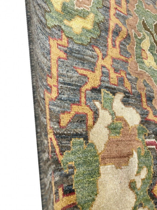 Fine Hand Knotted Persian Sultanabad Rug 6'8"x9'8"