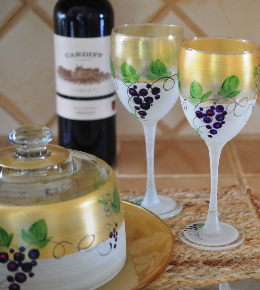 Grapes 'n Vines Wine Glasses, Set of 2