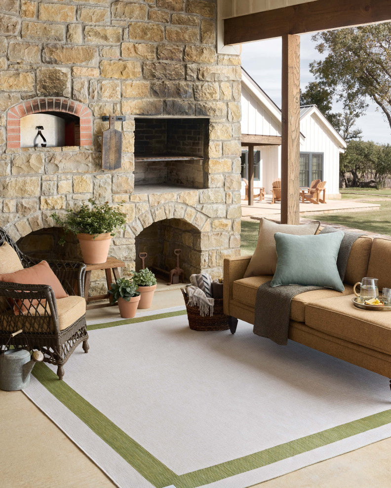 Loloi Easton Green / Ivory 8'-6" x 11'-6" Area Rug
