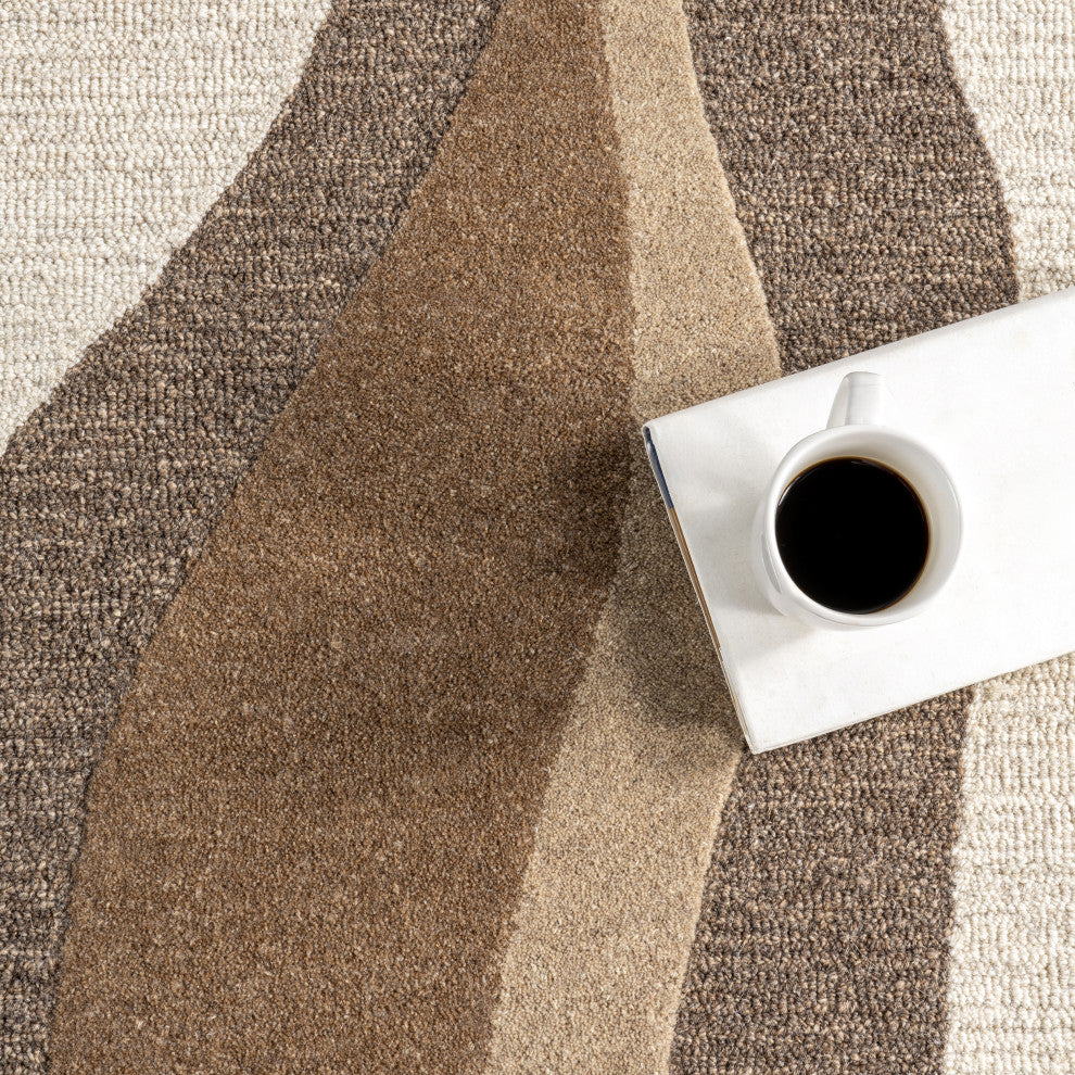 Dolpo Wool Area Rug, Beige 5'x8'