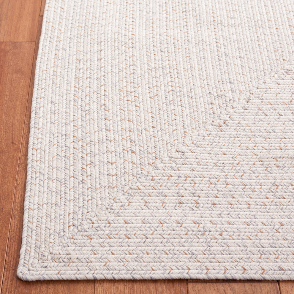 Safavieh Braided BRA201 Rug Machine-Washable, Ivory/Light Grey, 2'3"x10'