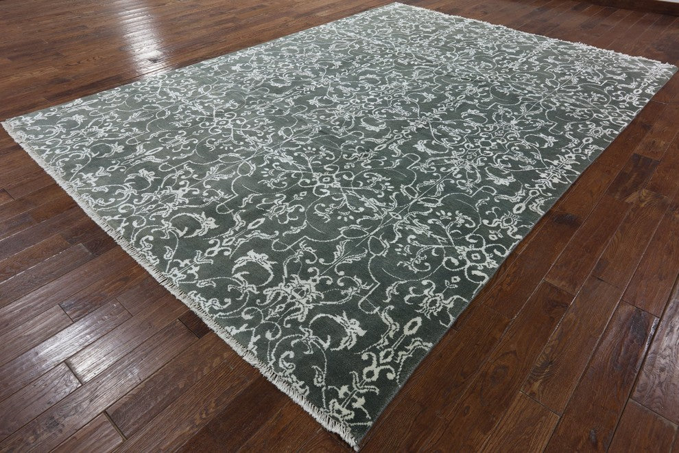 Wool and Silk Floral Oriental Hand-Knotted Rug, 9'x12'