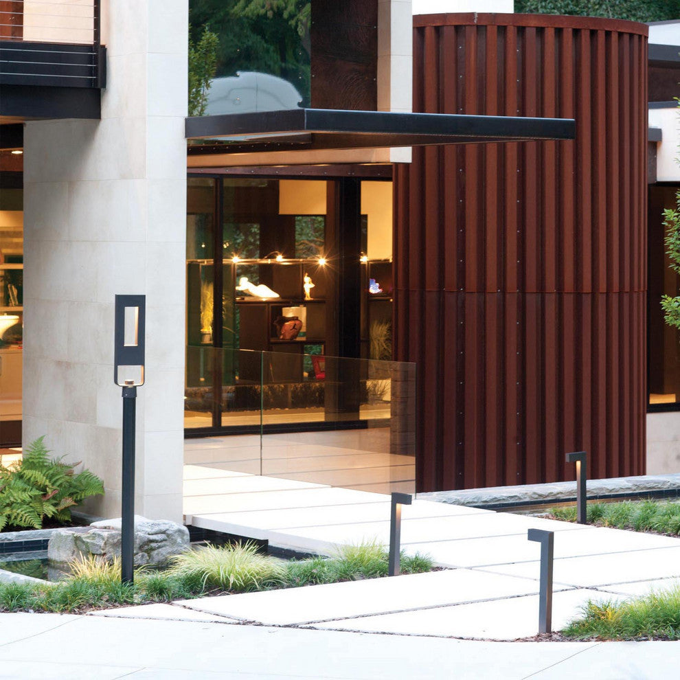 Hinkley Landscape Atlantis 20 Watt Path Light