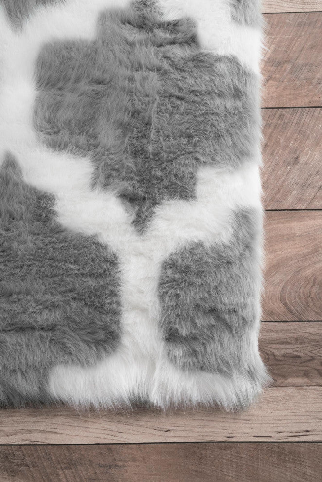 Nuloom Faux Sheepskin Shaunna Rug, Grey 5'Square