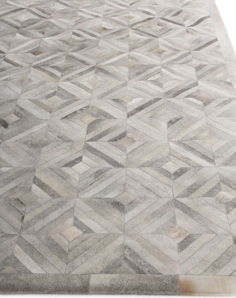 Natural Hide Cowhide Silver Area Rug, 5'x8'