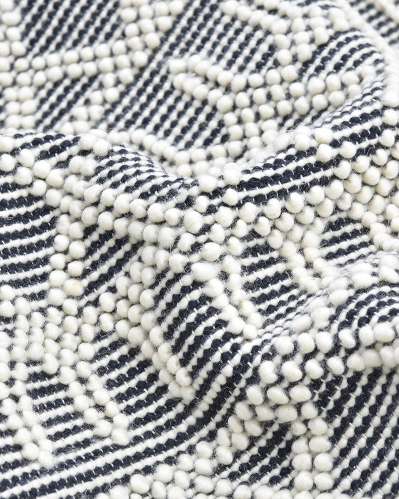 Alberta, Handmade Area Rug 8' 0" x 10' 0"