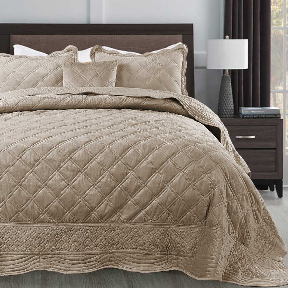 Supersoft Microplush Quilted 4-Piece Bed Spread Set, Oatmeal, Queen
