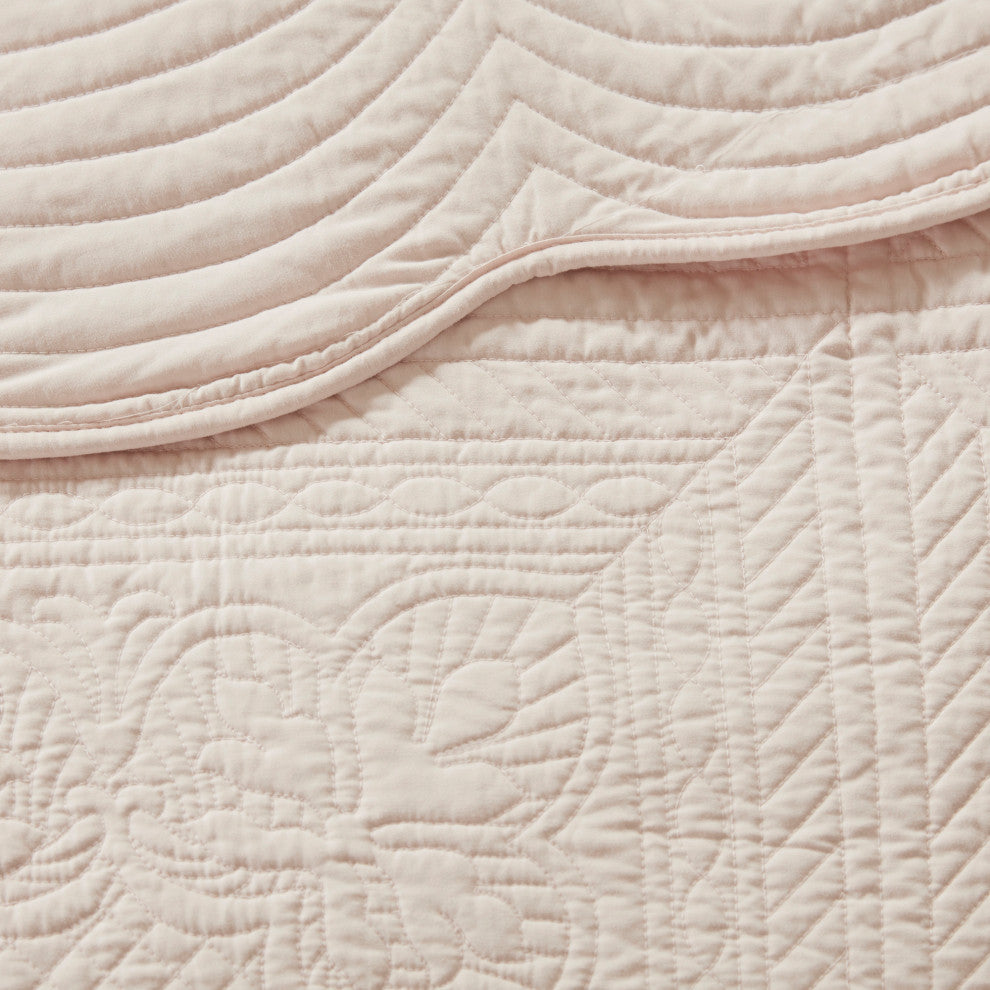 Madison Park Tuscany 3 Piece Reversible Scalloped Edge Quilt Set