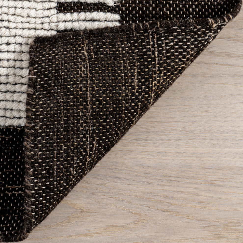 Sante Fe Southwestern Wool Blend Area Rug, Black 4' x 6'