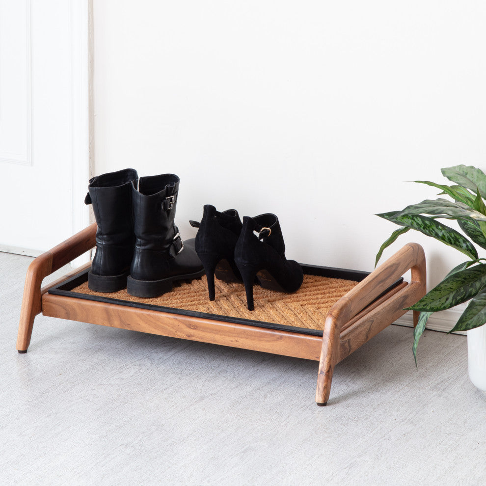 Single-Tier Natural Stand With 2-Pair Rubber Boot Tray Arrowhead