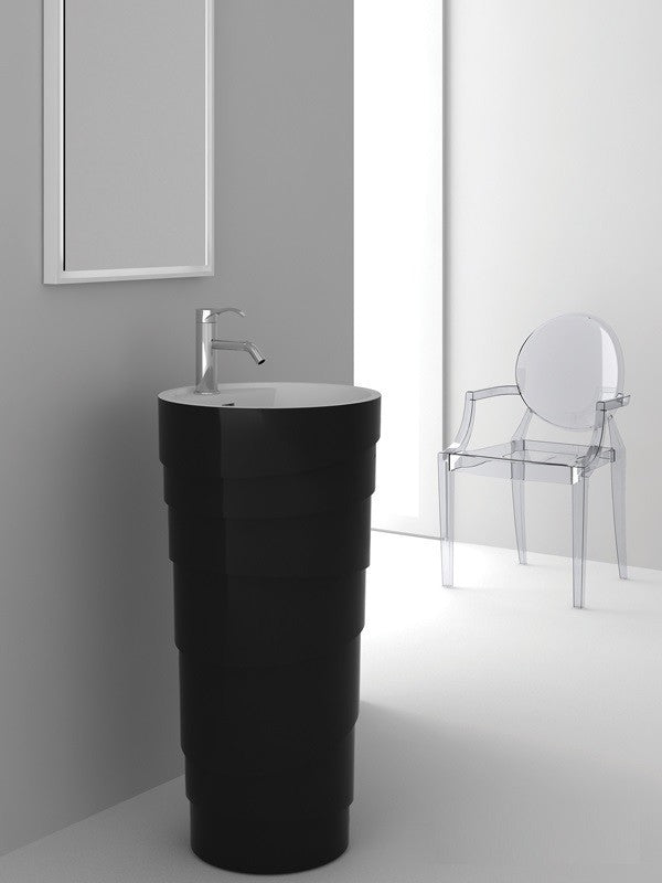 Fine Fixtures Rockview Pedestal, Black