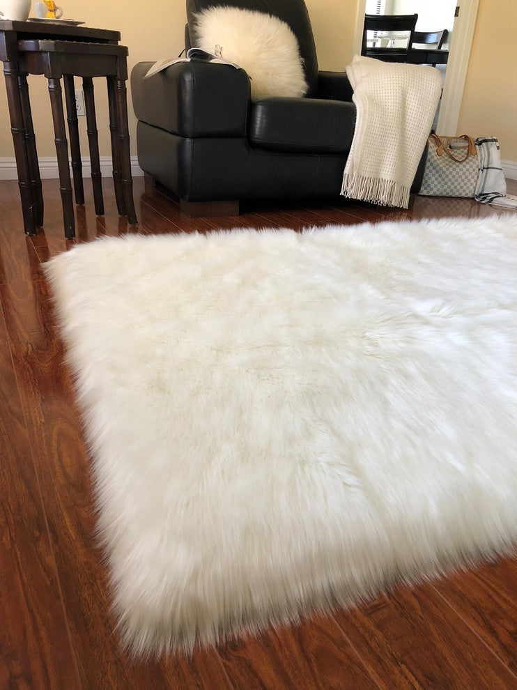 Super Soft Faux Sheepskin Silky Shag Rug, White, 4' Square