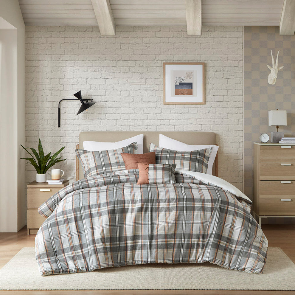 Intelligent Design Blake Plaid Comforter Set, Tan/Gray