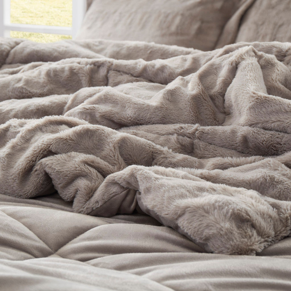Madison Park Gia Solid Faux Fur Comforter Mini Set