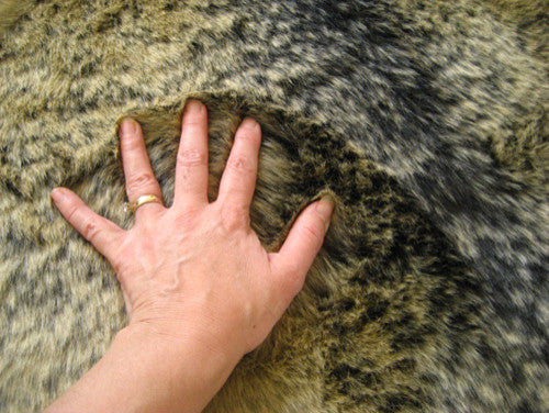Classic Grizzly Bear Pelt, Faux Fur Rug, 56"x79"