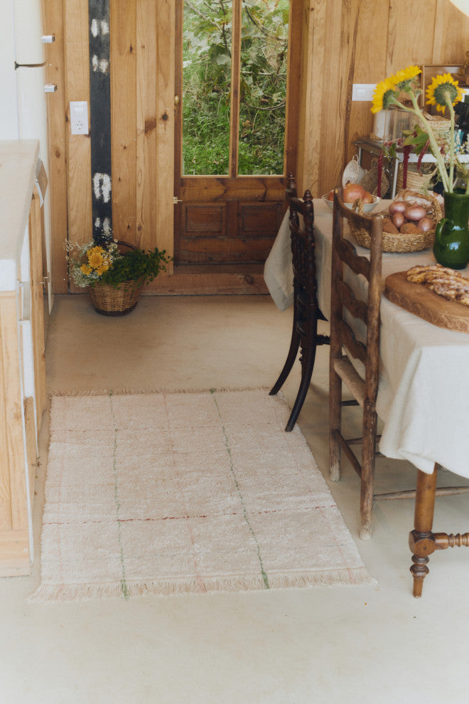 Washable Rug Color Lines, 4' 7" X 6' 7"