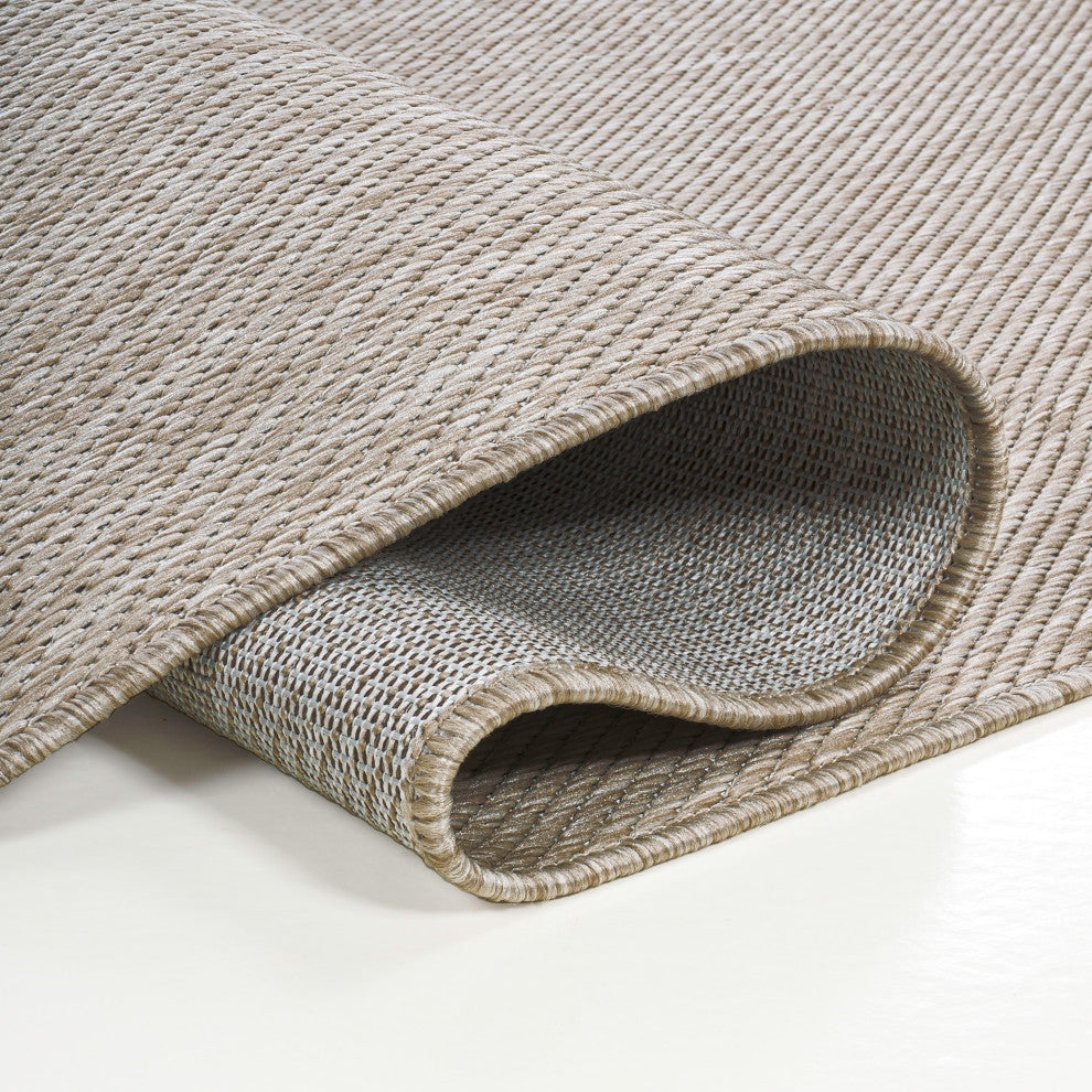 Miles Modern Minimalist Radius Corner Solid Indoor/Outdoor Shaped Area Rug