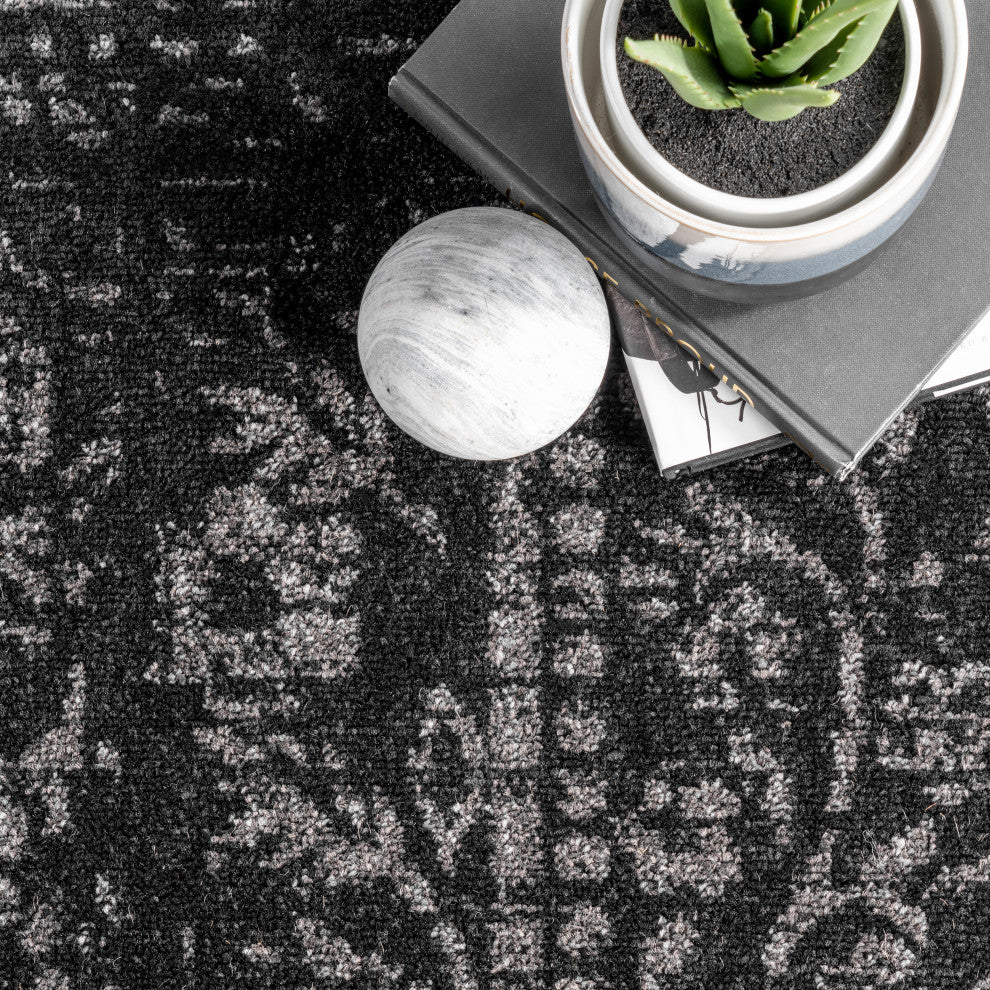 Nuloom Ring Around The Rosette Area Rug, Black 4'x6'