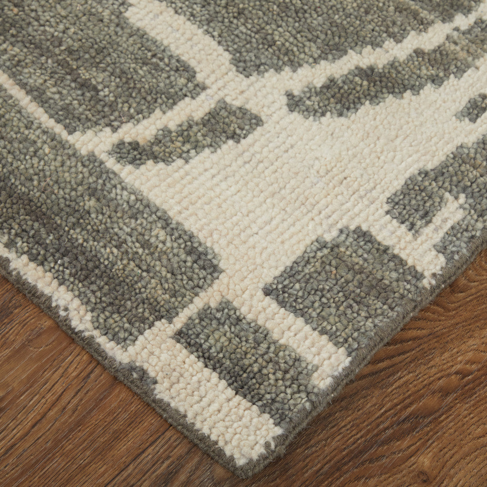 Sutton T6003 Transitional/Industrial/Casual Area Rug, Taupe/Ivory, 2'6"x8'