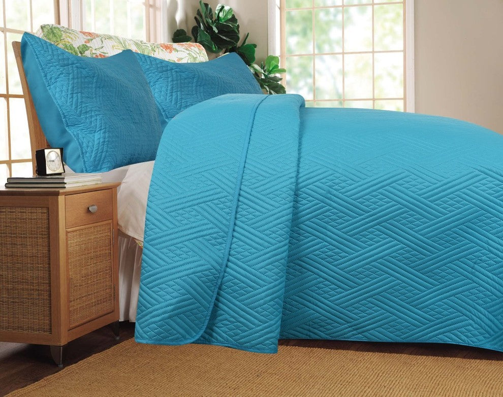 Dreamweaver 3-Piece Sold Quilt Set, Sky Blue, Queen