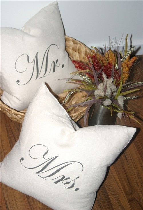 Pillow Decor - Mr and Mrs 18 x 18 Linen Pillow Set