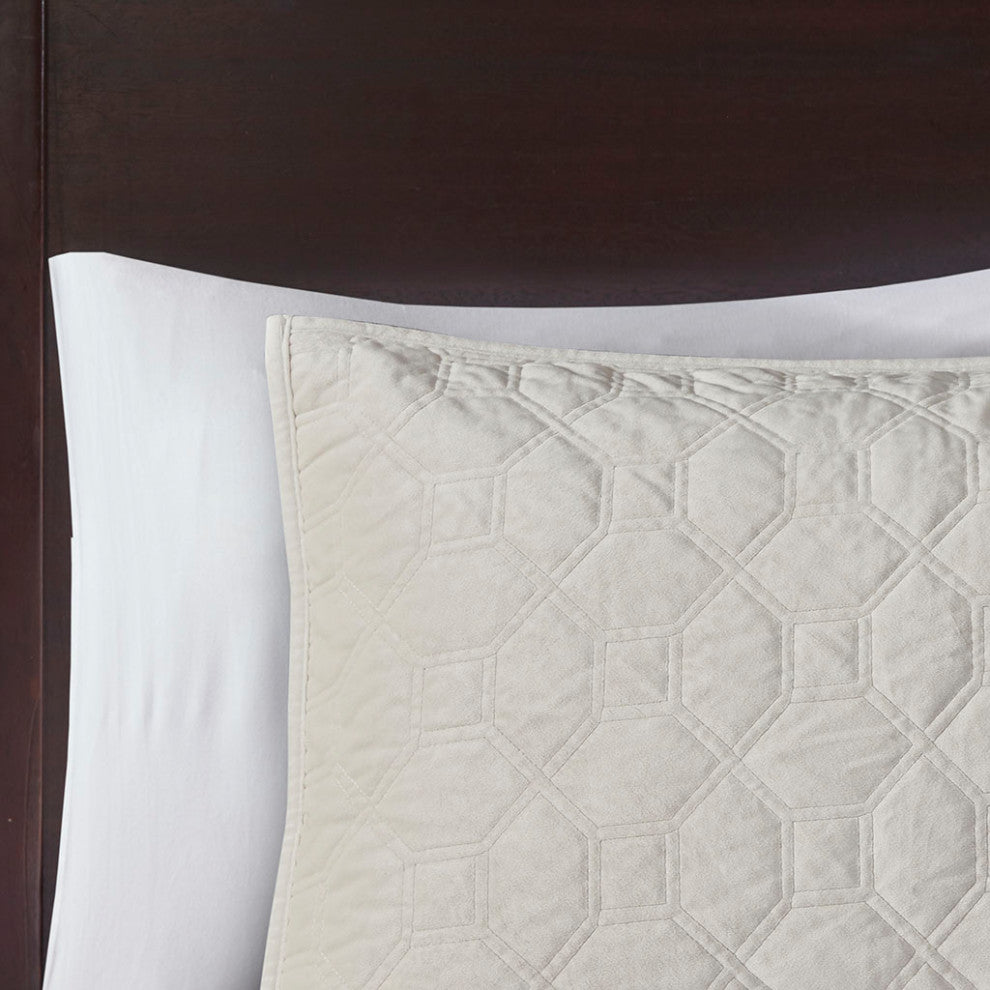 Madison Park Harper 3 Piece Velvet Quilt Set, Ivory