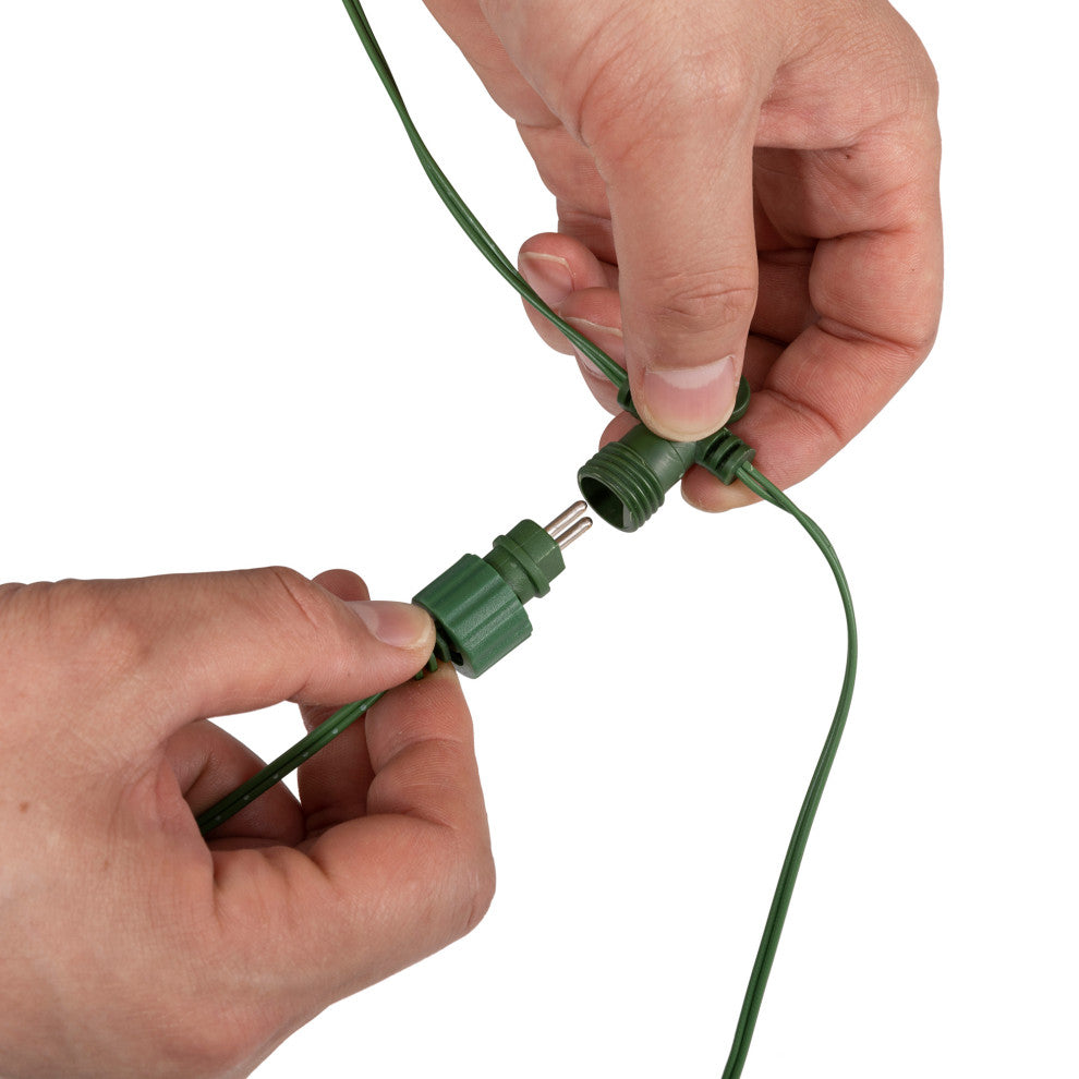 9 ' Pre-Lit Snow Flocked Artificial Spruce Christmas Tree With Lights