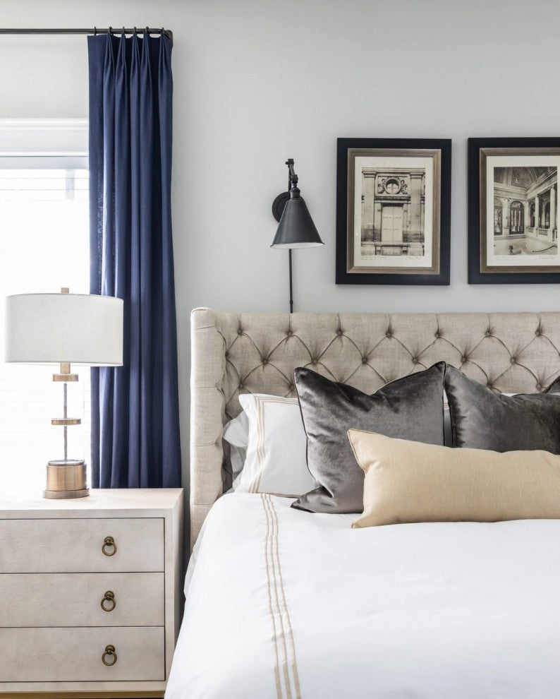 Mid Century Hammered Glass Cylinder Table Lamp, Brass Bronze White Round Clear