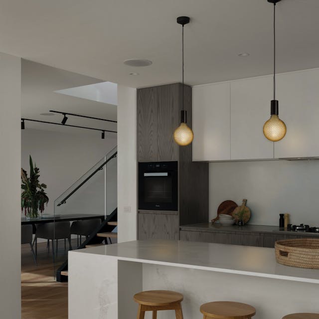 lighting hardware & accessories