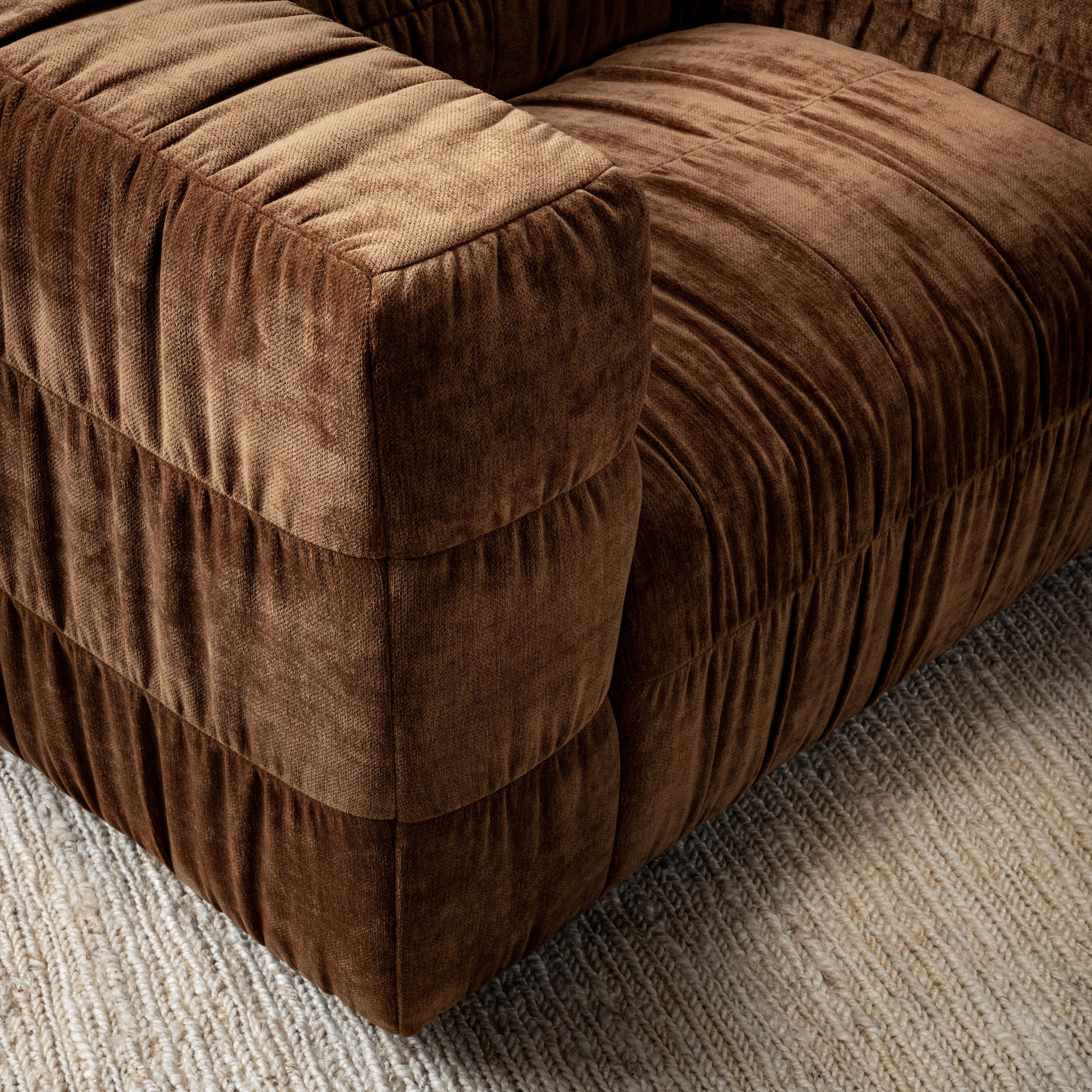 Afeela Upholstered Swivel Chair, Bronze