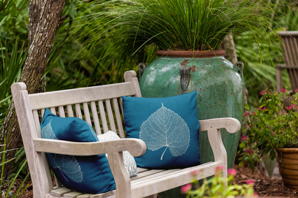 Leaf Study Indoor/Outdoor Throw Pillow, Unreal Teal, 20"x20"