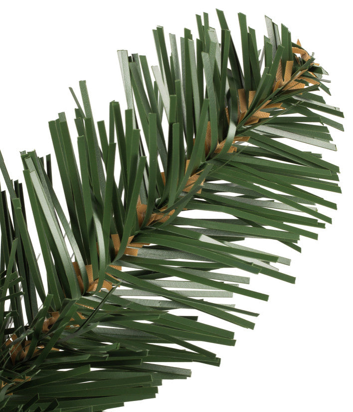 48" Grand Teton Square Wreath 400T