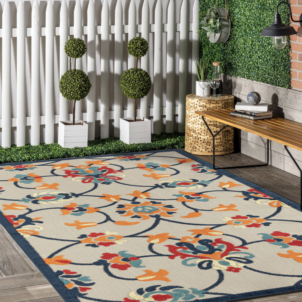 Floral Damask High-Low Indoor Outdoor Area Rug - 2' x 3'