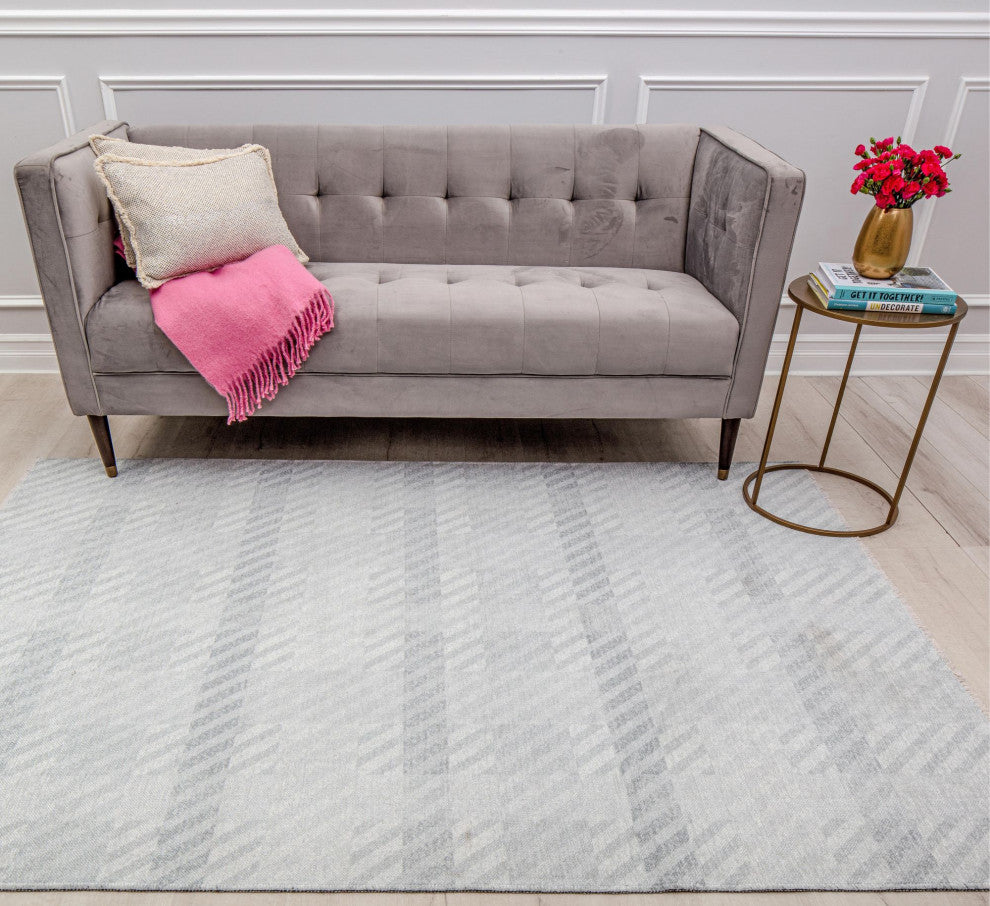 Serafina Cozied Up Floral Contemporary Gray Area Rug, 7'10"x10'0"
