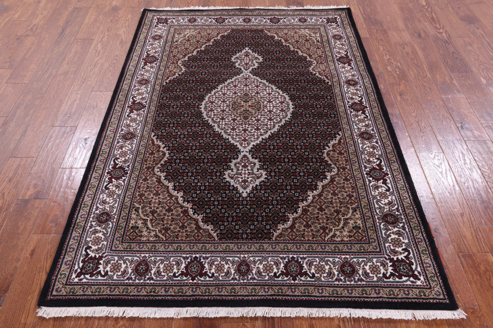 4' 10" X 7' 0" Wool and Silk Hand Knotted Persian Tabriz Rug Q8926
