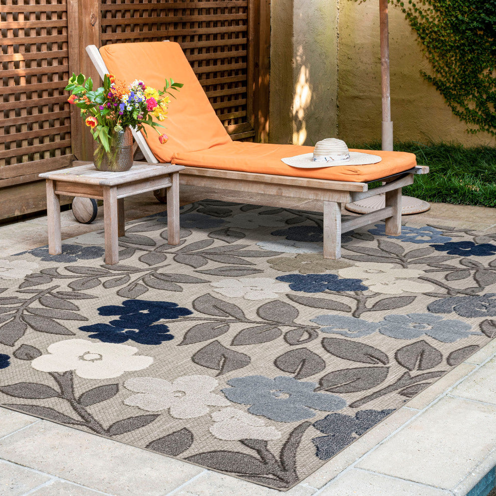 Ostro Modern Floral Area Rug, Blue & Gray, 5'3" X 7'3"
