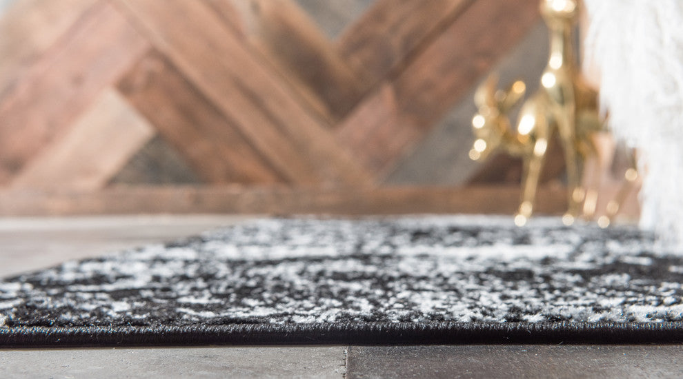 Unique Loom Black Grand Sofia 2' 0 x 6' 7 Runner Rug