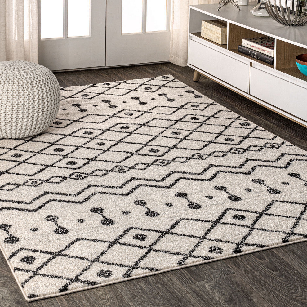 Aksil Moroccan Beni Souk Area Rug, Cream/Black, 5 X 8