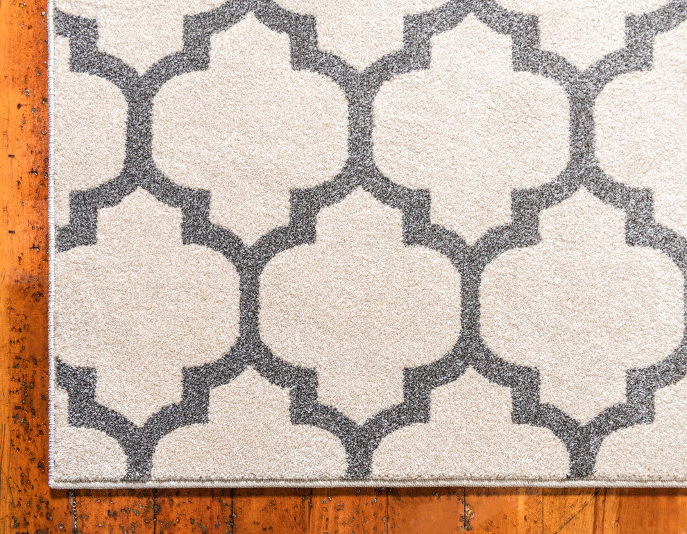 Unique Loom Beige Philadelphia Trellis 2' 7 x 8' 0 Runner Rug