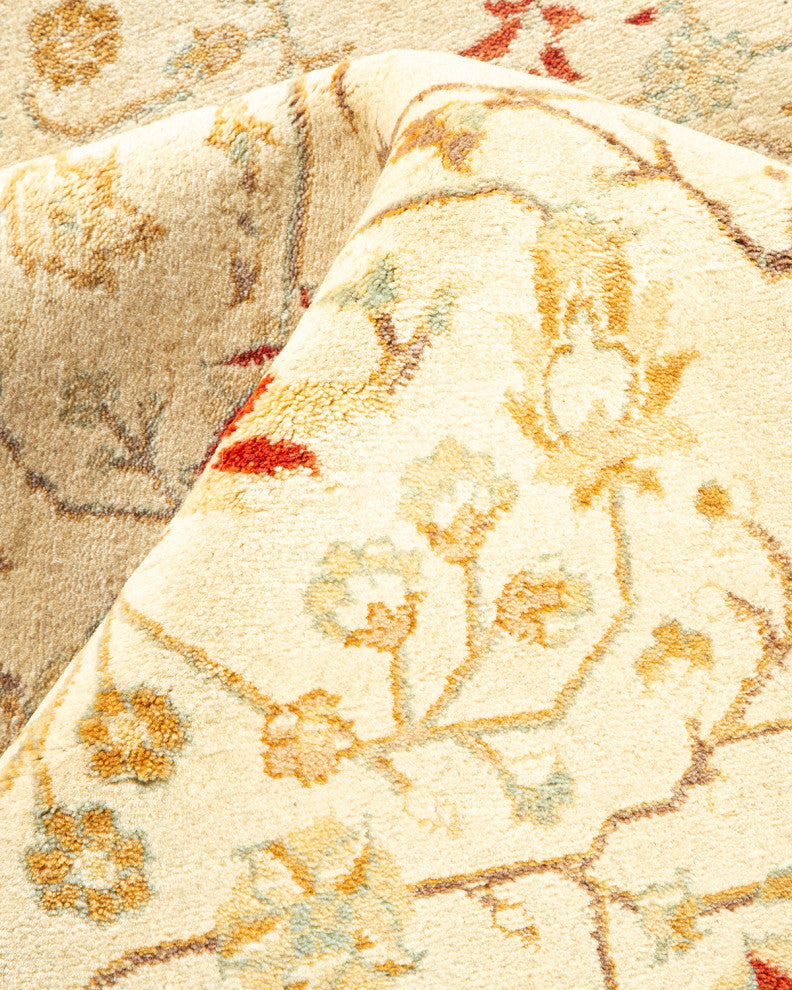 Lilliana, One-of-a-Kind Hand-Knotted Area Rug Ivory, 8'1"x10'0"