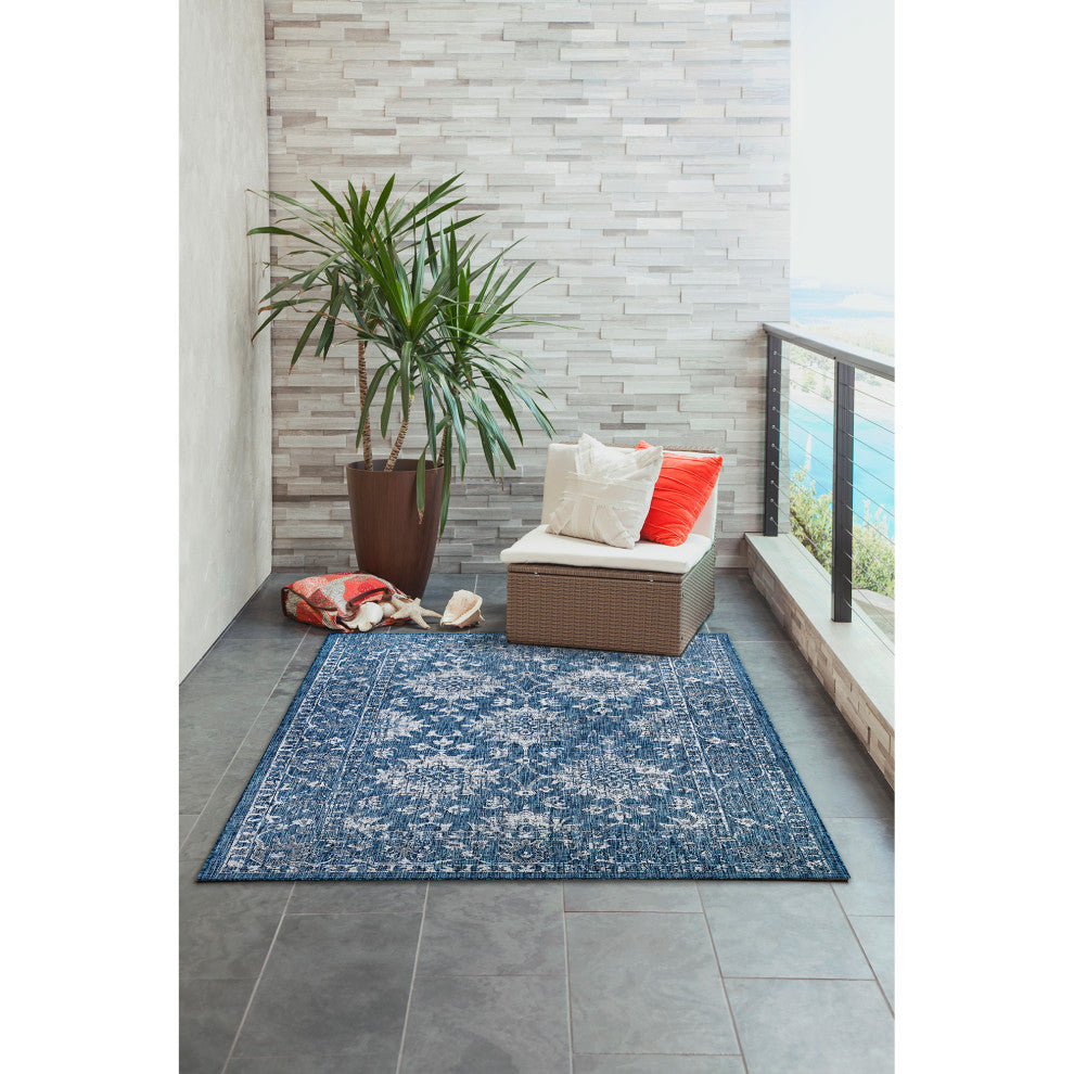 Carmel Vintage Floral Indoor/Outdoor Rug, Navy, 7'10"x9'10"