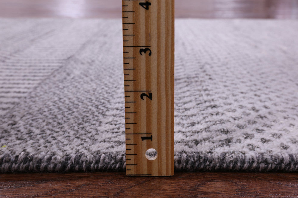 Runner Wool and Silk Savannah Grass Hand-Knotted Rug 2' 8" X 8' 9" Q11979