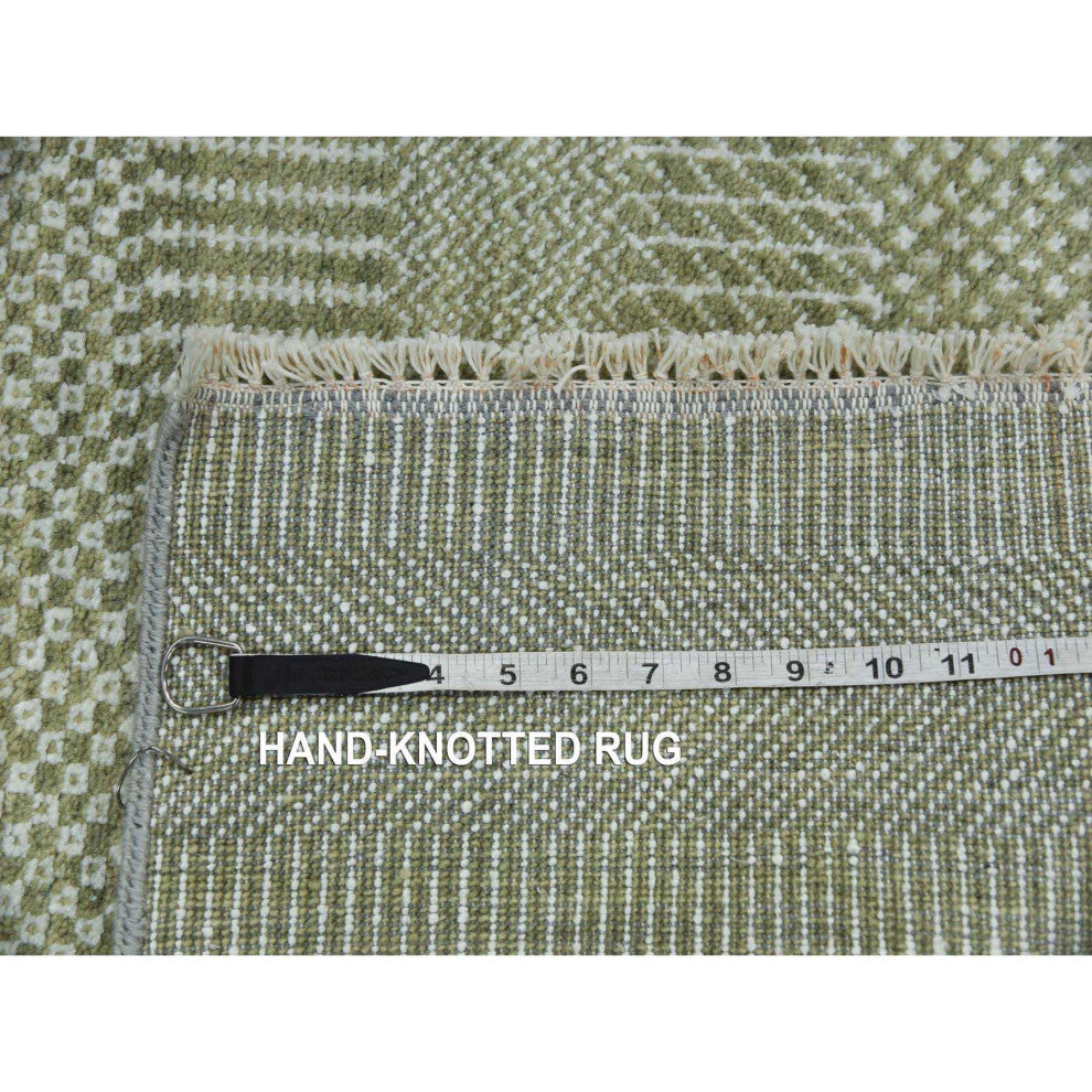 Light Green, Hand Knotted Grass Design, Wool and Silk Rug, 3'0"x5'3"